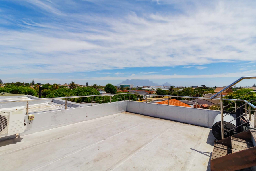 To Let 1 Bedroom Property for Rent in Table View Western Cape